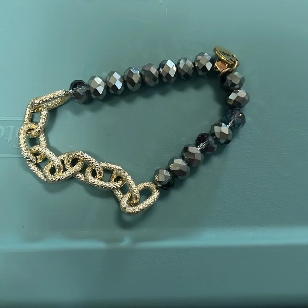 Erimish bracelets - Picture 4 of 4